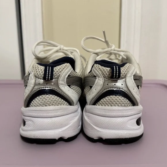 New Balance 530 Sneaker - Picture 6 of 9